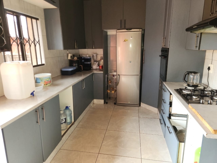 3 Bedroom Property for Sale in Geelhoutpark North West